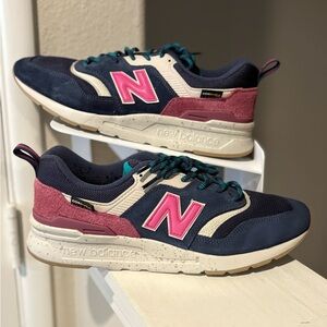 New Balance 997H Womens Shoes 11 Cordura Navy Blue Pink CW997HOC